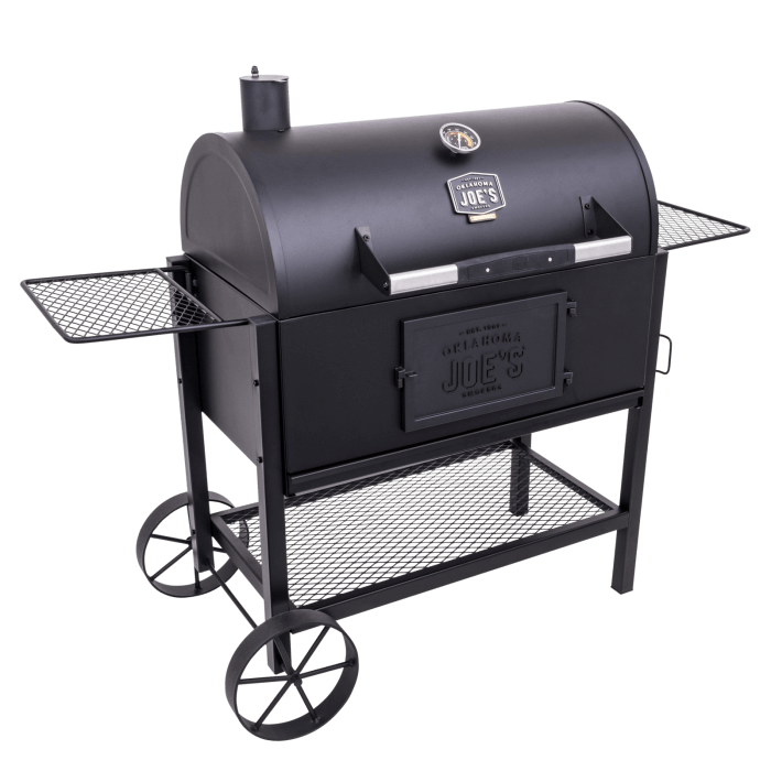 The Oklahoma Joe’s® Judge Charcoal Grill AND 3 Fuego Spice Rubs